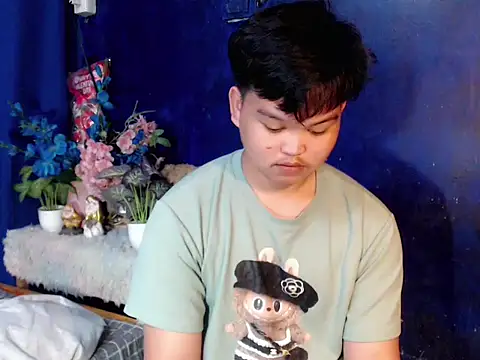 Reynelcock online show from February 2026 04:55:01 AM