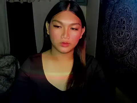 Lou heart online show from December 2025 01:38:01 PM