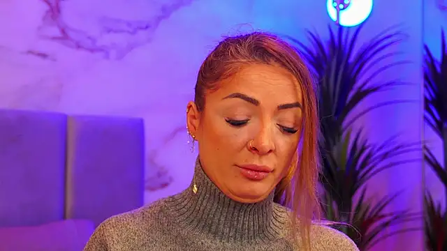 Izabellle02 online show from January 2026 06:08:01 AM