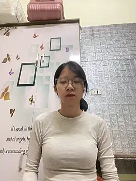 meomeo2k6 online show from December 2025 02:10:02 PM