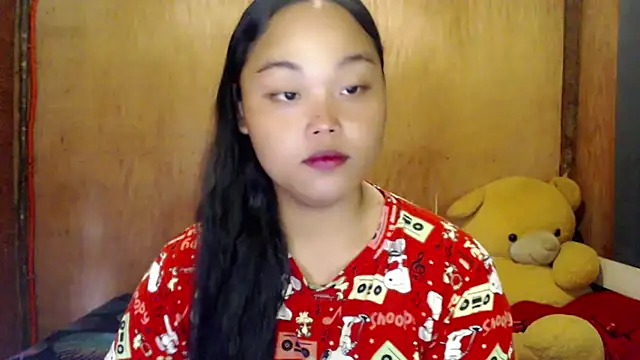 Snapshot of _Lylia chatting on October 2025 05:17:02 AM  Lylia online show from October 2025 05:17:02 AM