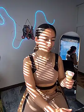 Alaska euphoria online show from November 2025 08:43:01 PM