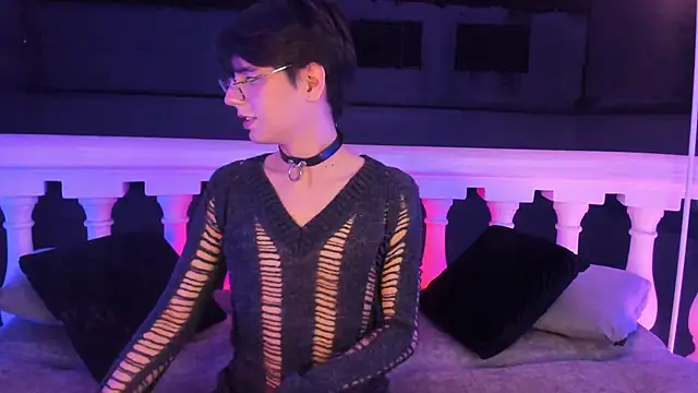 luixdust  online show from September 2025 05:08:01 AM