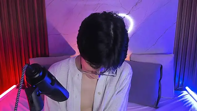 luixdust  online show from September 2025 07:01:01 AM