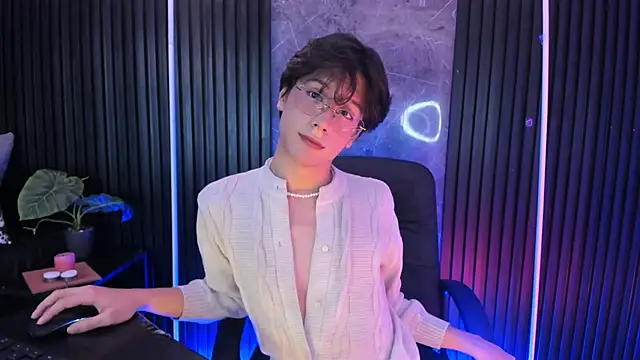 luixdust  online show from November 2025 05:06:01 AM