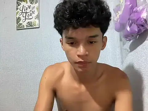 Snapshot of Daqt_15 chatting on March 2026 01:38:01 PM Daqt 15 online show from March 2026 01:38:01 PM