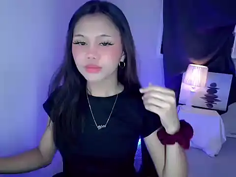 Snapshot of Filipina_milker chatting on October 2025 01:23:02 PM Filipina milker online show from October 2025 01:23:02 PM