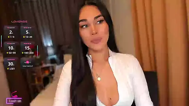 Snapshot of Fox_Smithxx chatting on May 2026 10:51:01 PM Fox Smithxx online show from May 2026 10:51:01 PM