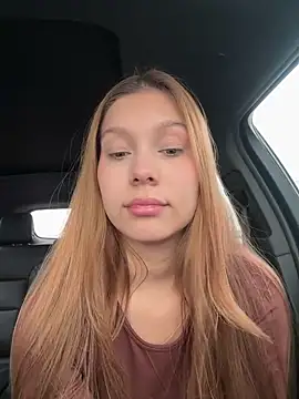 Nikii   online show from April 2026 03:28:02 PM