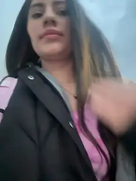 Isabella21  online show from February 2026 11:13:01 PM