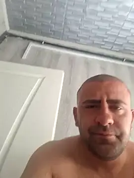 Snapshot of Heyman17 chatting on September 2025 08:48:02 AM Heyman17 online show from September 2025 08:48:02 AM