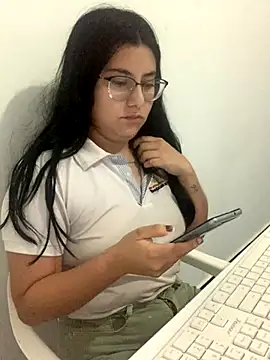 Snapshot of Velma_star chatting on October 2025 10:45:01 AM Velma star online show from October 2025 10:45:01 AM
