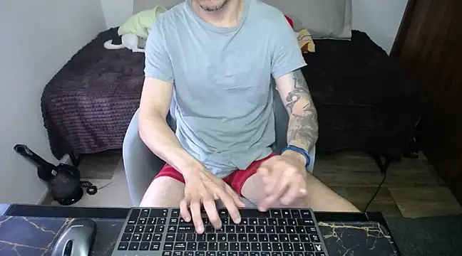 Snapshot of bossking017 chatting on February 2025 02:27:02 PM bossking017 online show from February 2025 02:27:02 PM