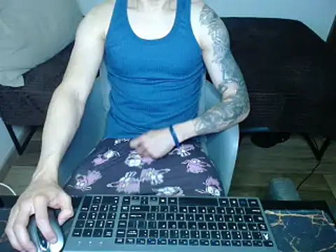 Snapshot of bossking017 chatting on March 2025 02:07:02 AM bossking017 online show from March 2025 02:07:02 AM