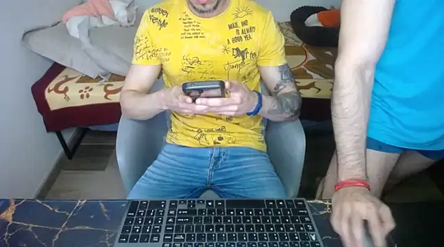 Snapshot of bossking017 chatting on March 2025 01:08:02 PM bossking017 online show from March 2025 01:08:02 PM