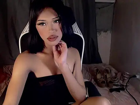 urcurlydiva online show from June 2026 09:57:02 AM