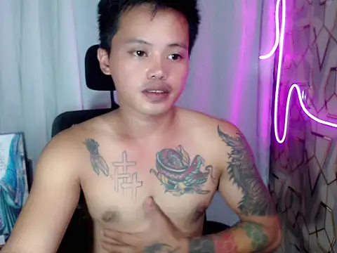 Snapshot of urhotfucker13 chatting on July 2026 05:04:02 AM urhotfucker13 online show from July 2026 05:04:02 AM