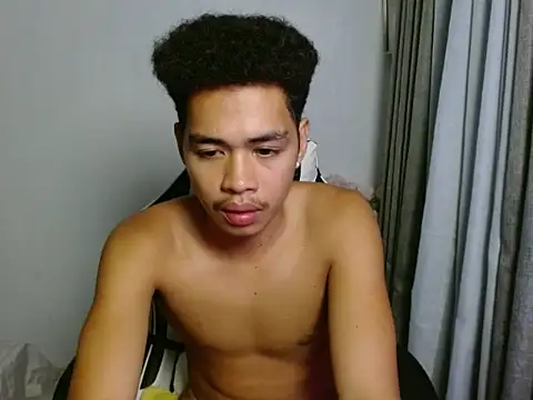 Snapshot of curlyasian_njxx chatting on May 2026 07:12:02 PM curlyasian njxx online show from May 2026 07:12:02 PM