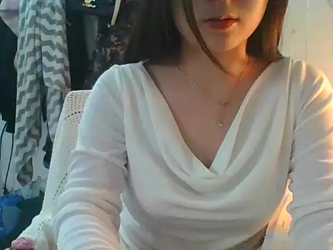 Linzly online show from January 2026 02:37:02 AM