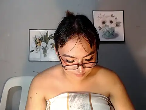 Snapshot of Asianblk_barbiedoll chatting on June 2026 04:26:02 AM Asianblk barbiedoll online show from June 2026 04:26:02 AM