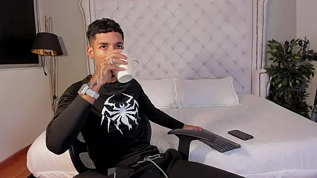 Thiagoferreti online show from February 2026 02:27:01 AM