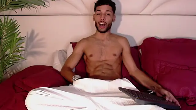 Thiagoferreti online show from March 2026 03:34:02 AM