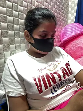 Hot Jaanvi  online show from March 2026 05:20:02 PM