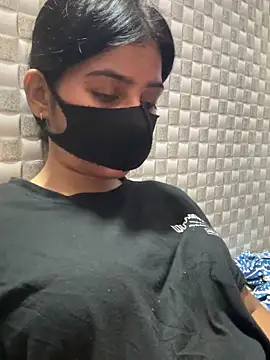Snapshot of Hot_Jaanvi_ chatting on June 2026 04:22:01 PM Hot Jaanvi online show from June 2026 04:22:01 PM