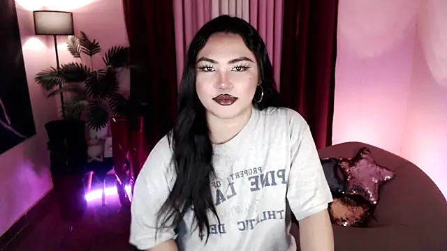 Snapshot of Unique_Maya chatting on February 2026 04:10:01 AM Unique Maya online show from February 2026 04:10:01 AM