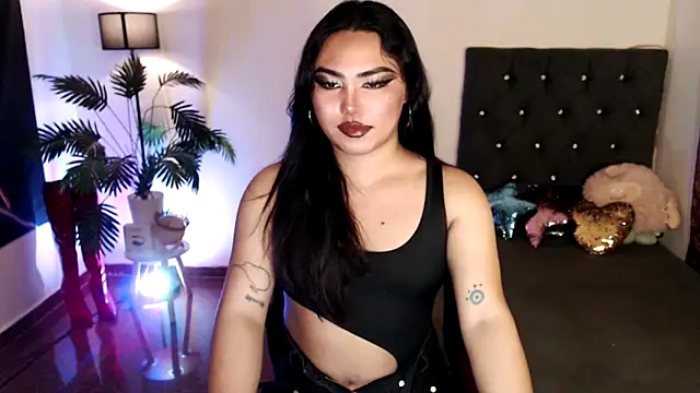 Snapshot of Unique_Maya chatting on February 2026 01:05:01 PM Unique Maya online show from February 2026 01:05:01 PM