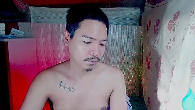 MANIACasianX online show from October 2025 02:44:01 AM