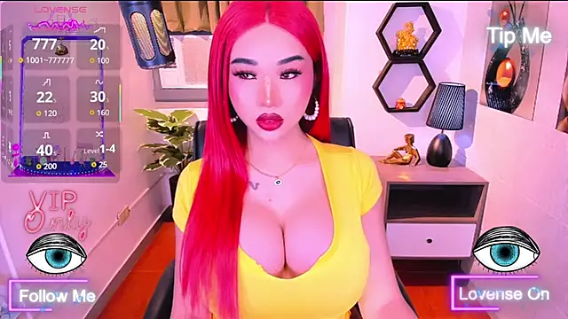 Snapshot of TriciaCumLoader chatting on April 2026 12:50:01 AM TriciaCumLoader online show from April 2026 12:50:01 AM