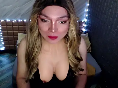 Snapshot of Asiandollxxx4uandMe chatting on May 2026 08:22:02 AM Asiandollxxx4uandMe online show from May 2026 08:22:02 AM