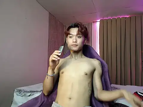 ur little secret online show from November 2025 08:58:01 AM