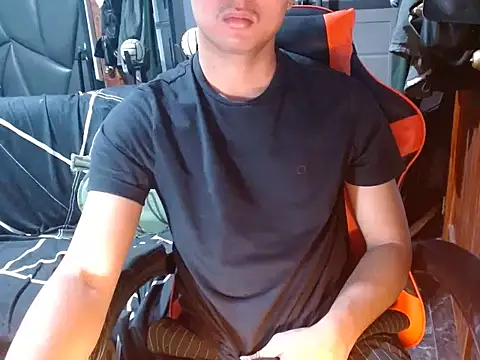 Snapshot of urbigcock_andrie chatting on March 2026 09:08:01 PM urbigcock andrie online show from March 2026 09:08:01 PM