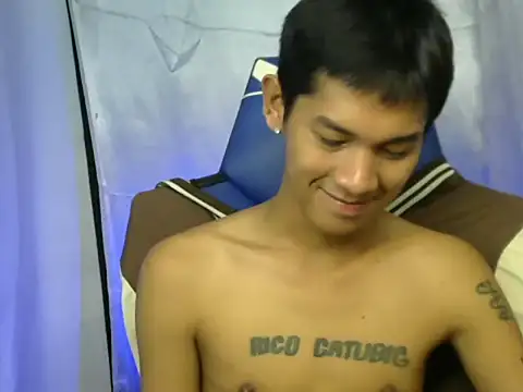 Snapshot of riks_tyler chatting on October 2025 07:36:02 PM riks tyler online show from October 2025 07:36:02 PM