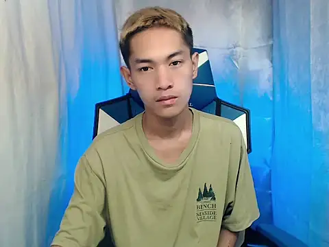 riks tyler online show from December 2025 05:42:01 PM