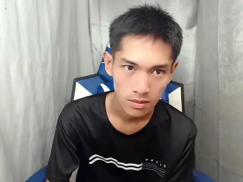 Snapshot of riks_tyler chatting on June 2026 06:22:02 PM riks tyler online show from June 2026 06:22:02 PM