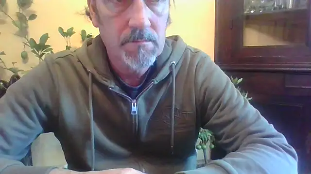 Snapshot of nastro1967 chatting on November 2025 01:58:02 PM nastro1967 online show from November 2025 01:58:02 PM