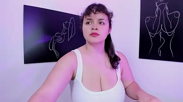 SeleneLuminari8 online show from October 2025 04:05:02 PM