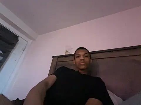 Snapshot of zeeeky_33deep chatting on April 2026 11:20:01 AM zeeeky 33deep online show from April 2026 11:20:01 AM