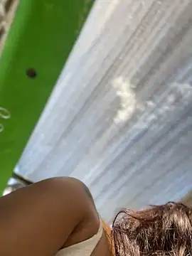 Kaily Sweet16 online show from October 2025 05:47:01 PM