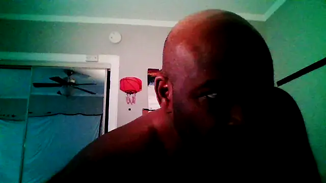 JezOne555 online show from December 2025 01:39:02 PM