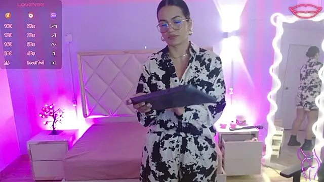 Rosalind tay online show from March 2026 11:25:02 AM