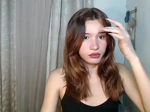 Snapshot of SerenaCortesi chatting on May 2026 07:43:02 PM SerenaCortesi online show from May 2026 07:43:02 PM