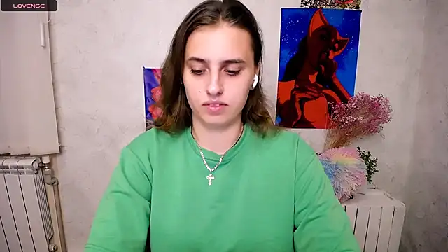 AmandaDimond  online show from September 2025 01:01:01 PM