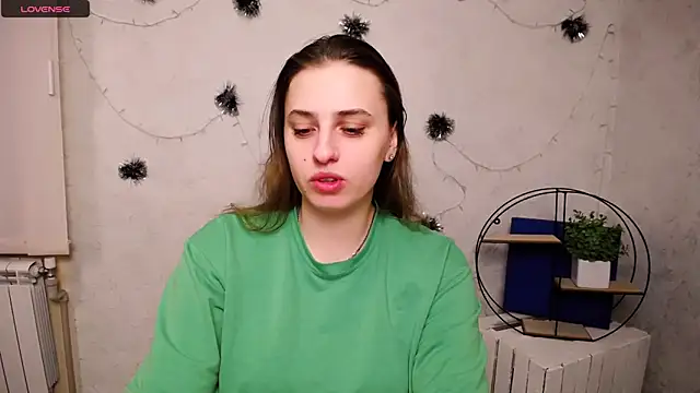 Snapshot of AmandaDimond_ chatting on February 2026 12:43:02 PM AmandaDimond online show from February 2026 12:43:02 PM