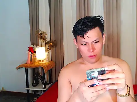 Savanna White online show from October 2025 06:01:01 AM