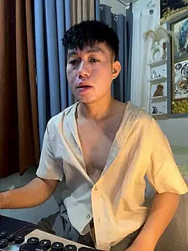 xshyboyx online show from January 2026 02:17:01 AM