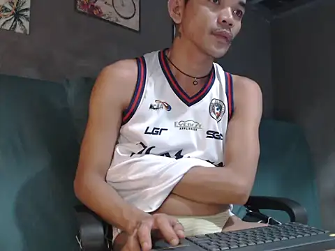 Natsboii online show from July 2026 09:18:02 PM
